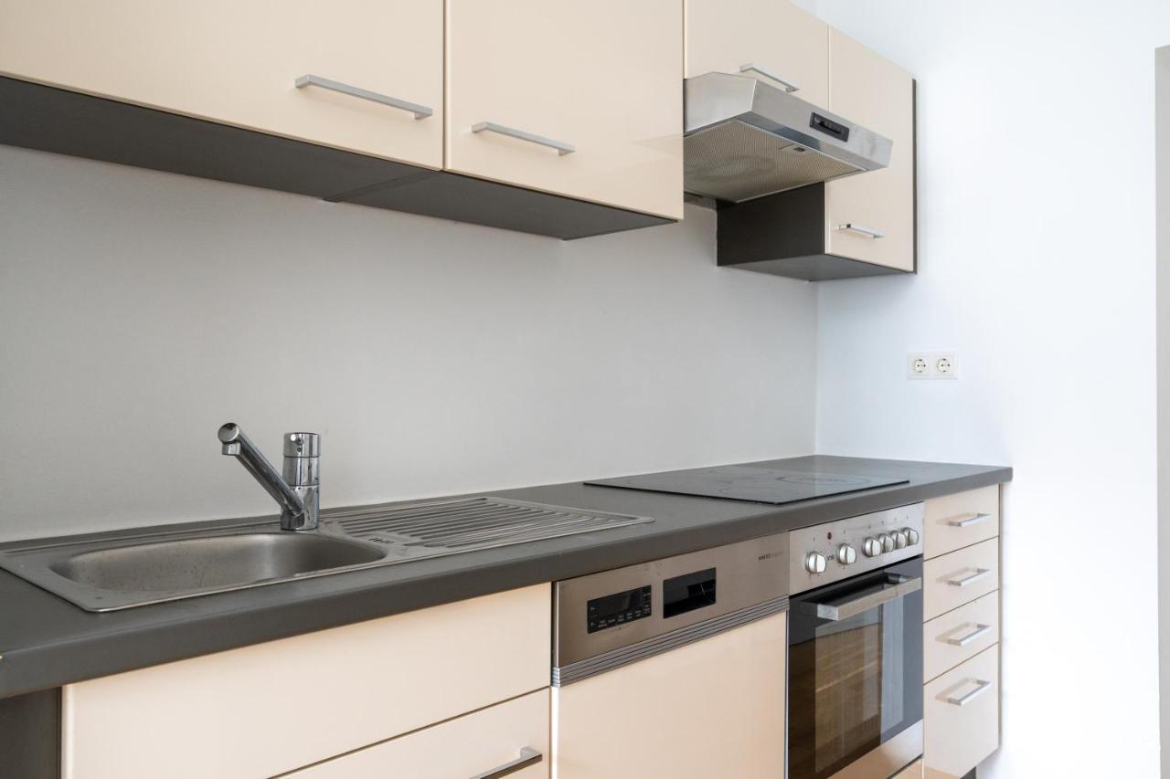 Central Two Bedroom Apartment Bécs Kültér fotó