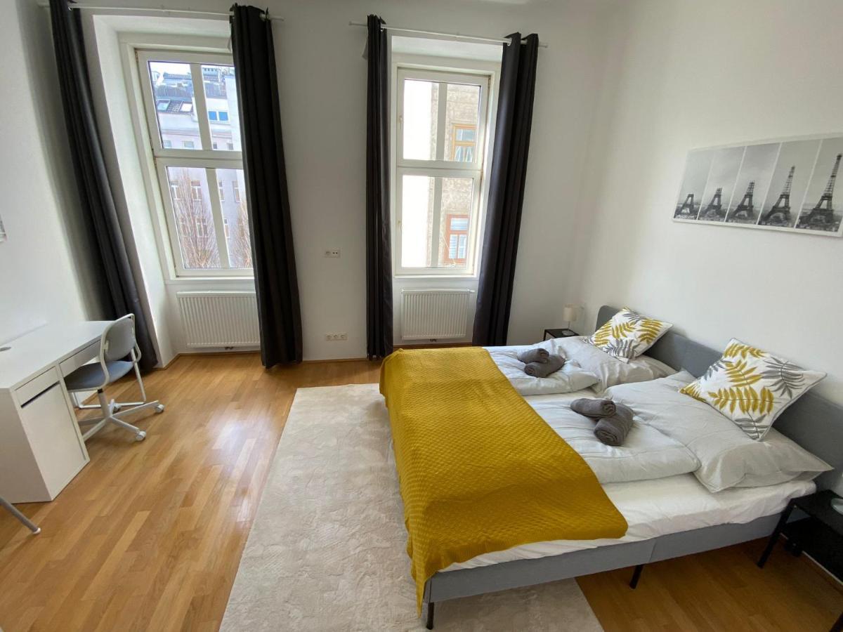 Central Two Bedroom Apartment Bécs Kültér fotó