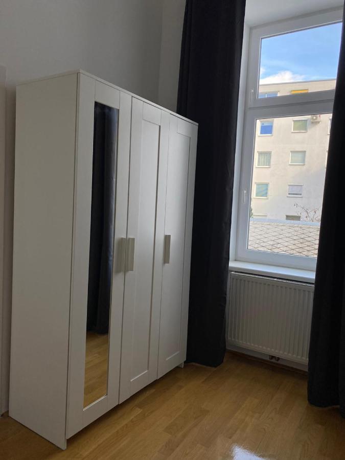 Central Two Bedroom Apartment Bécs Kültér fotó