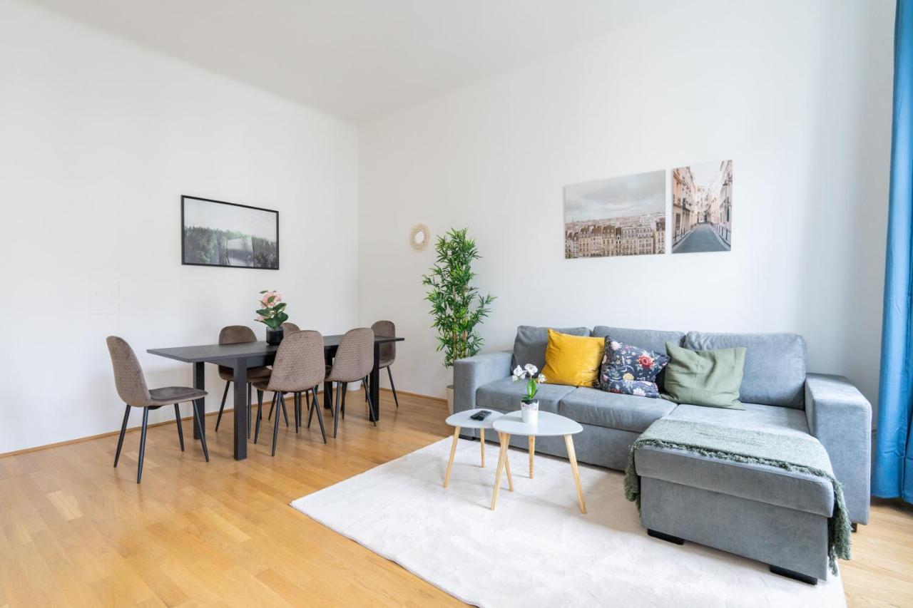 Central Two Bedroom Apartment Bécs Kültér fotó