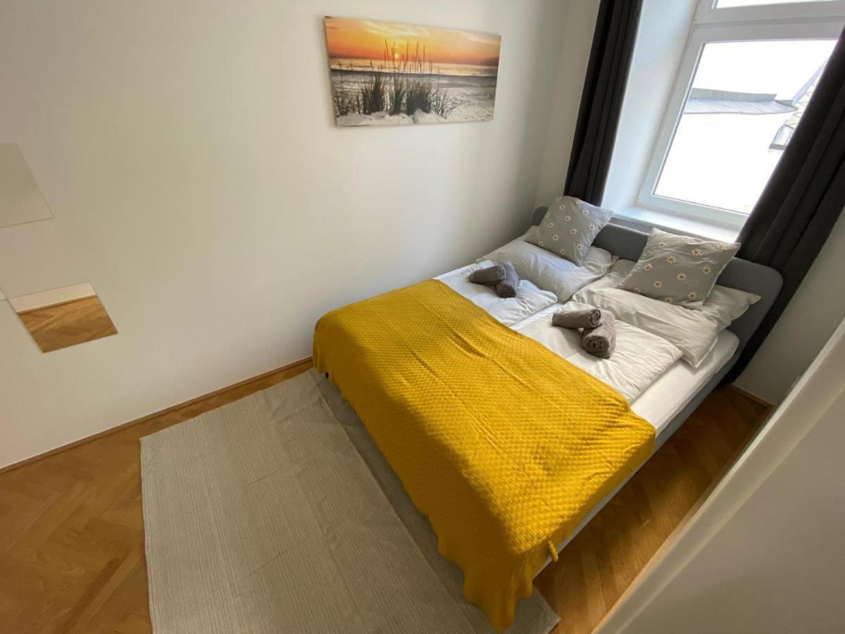 Central Two Bedroom Apartment Bécs Kültér fotó